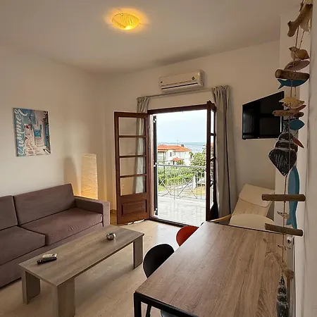 Aparthotel Theros 3*