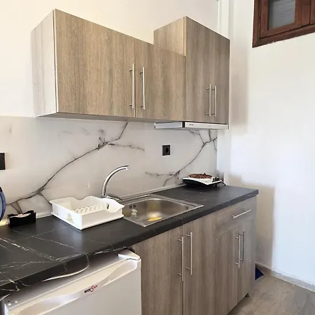 Aparthotel Theros Mola Kalyva