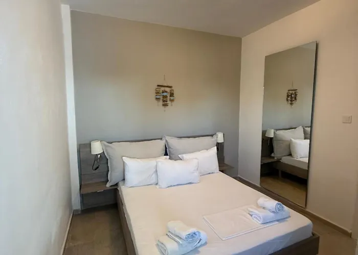 Aparthotel Theros