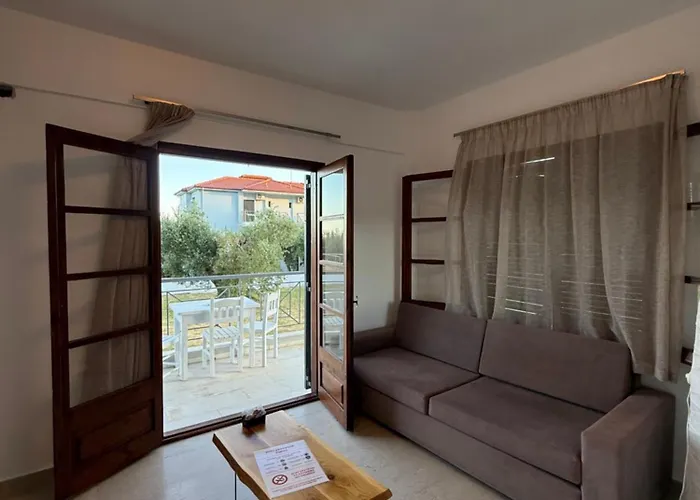 Aparthotel Theros