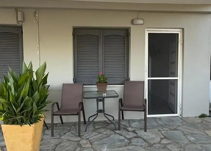 Aparthotel Theros