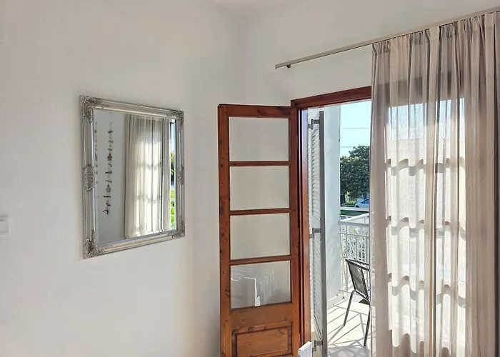 Aparthotel Theros